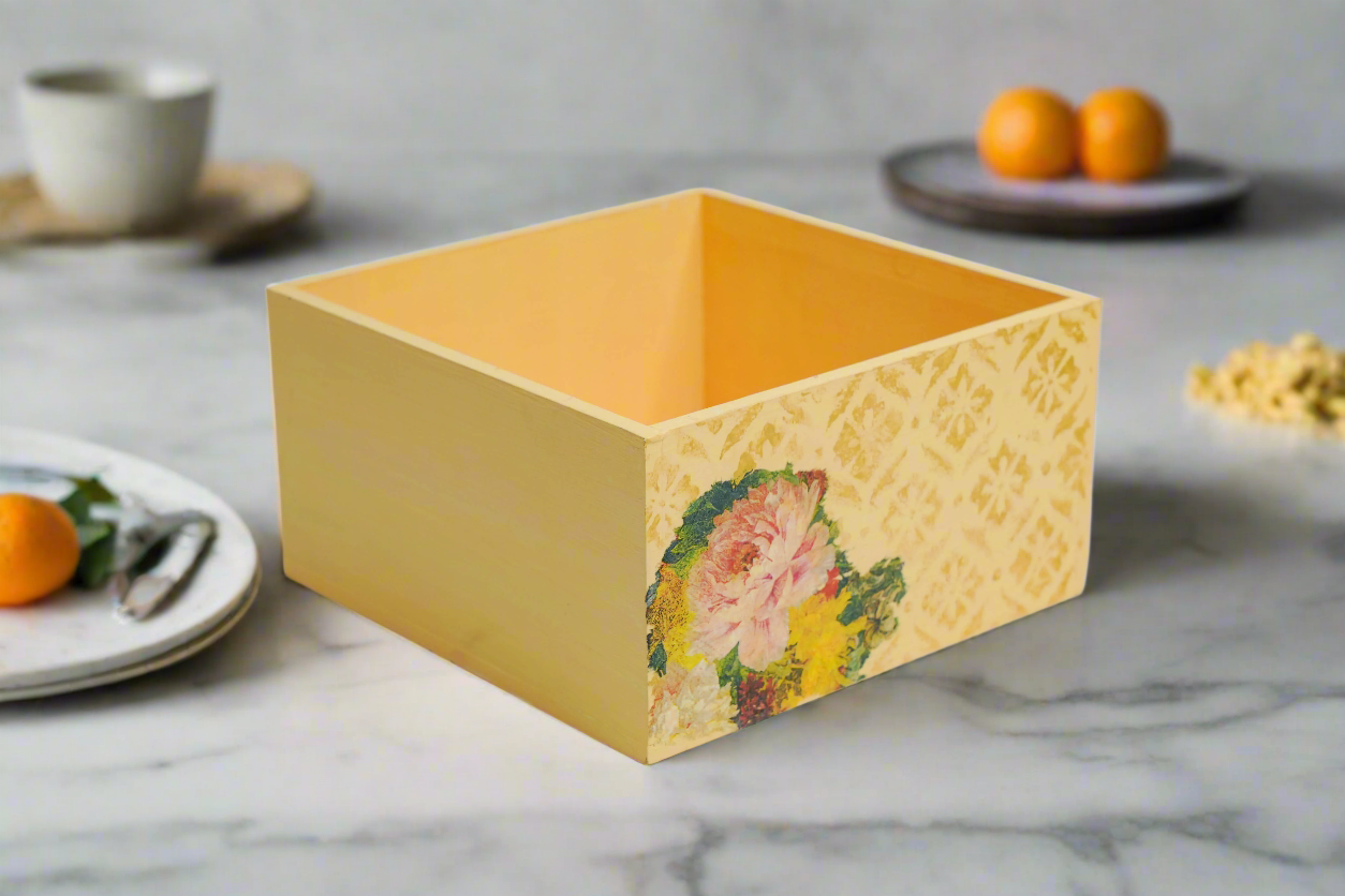 Sunny Blossom Square Organizer