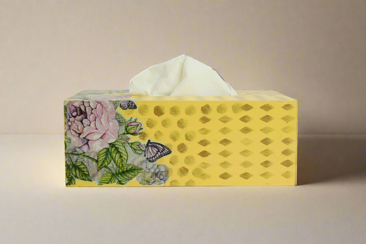 Yellow Gold Luxe Floral Tissue Box β Elegant & Functional