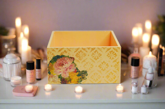Sunny Blossom Square Organizer