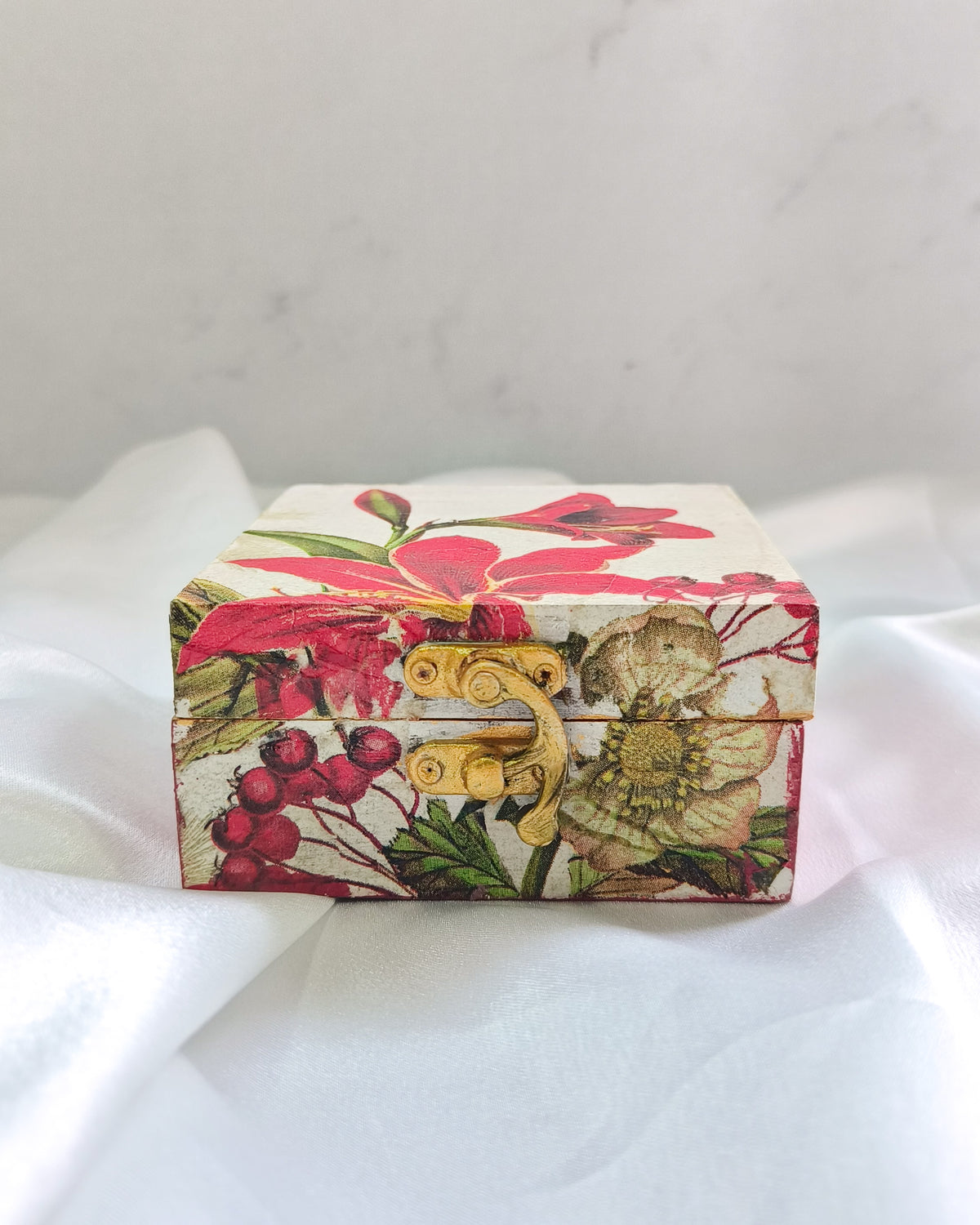 Red Lily Mini Jewellery Box