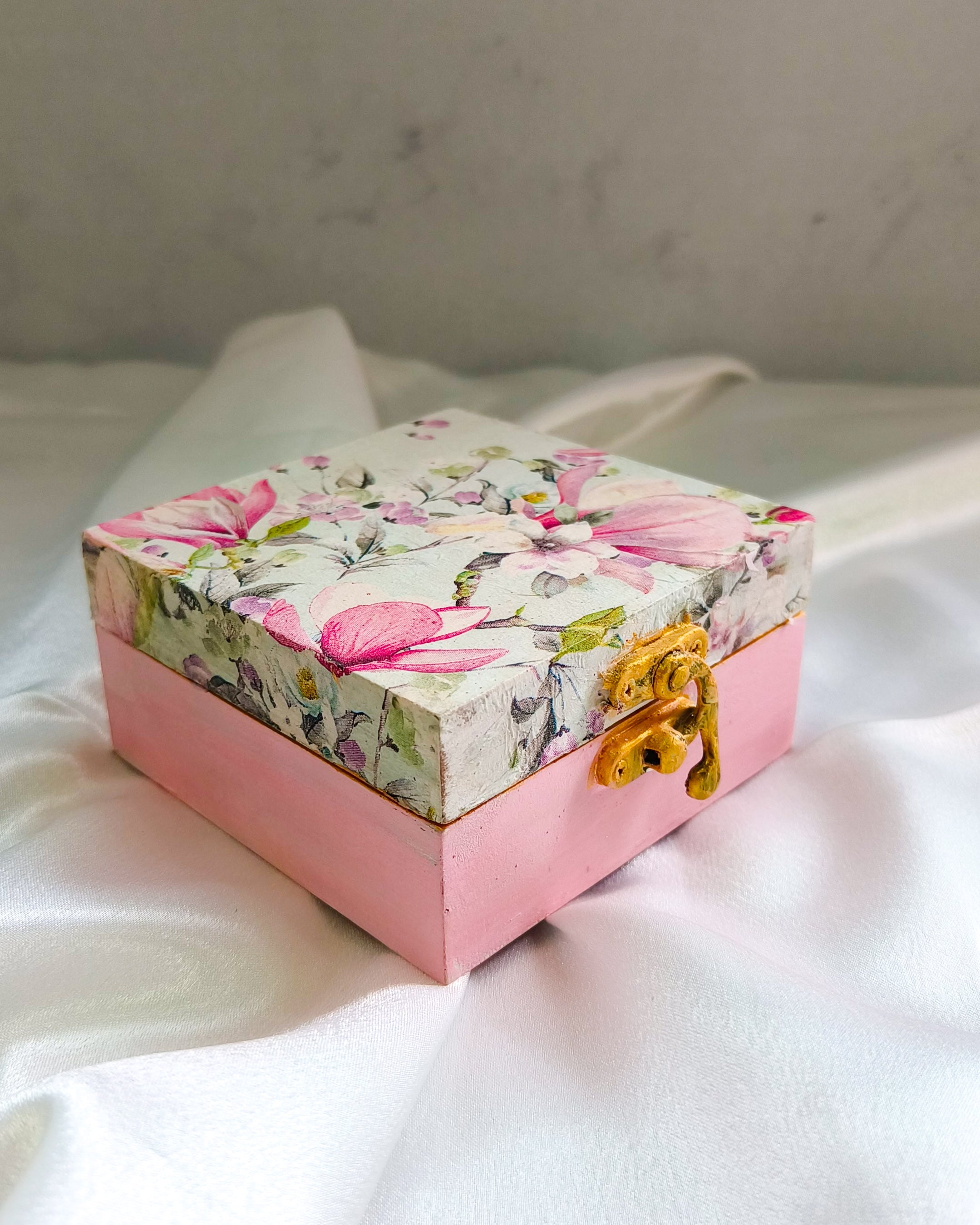 Floral Mint Mini Jewellery Box